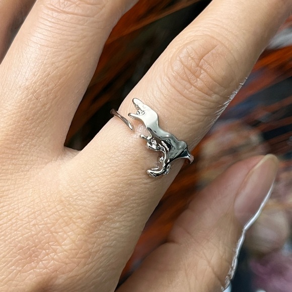 Silver T-Rex dinosaur Chunky Open Ring for Women girls - Picture 3 of 8